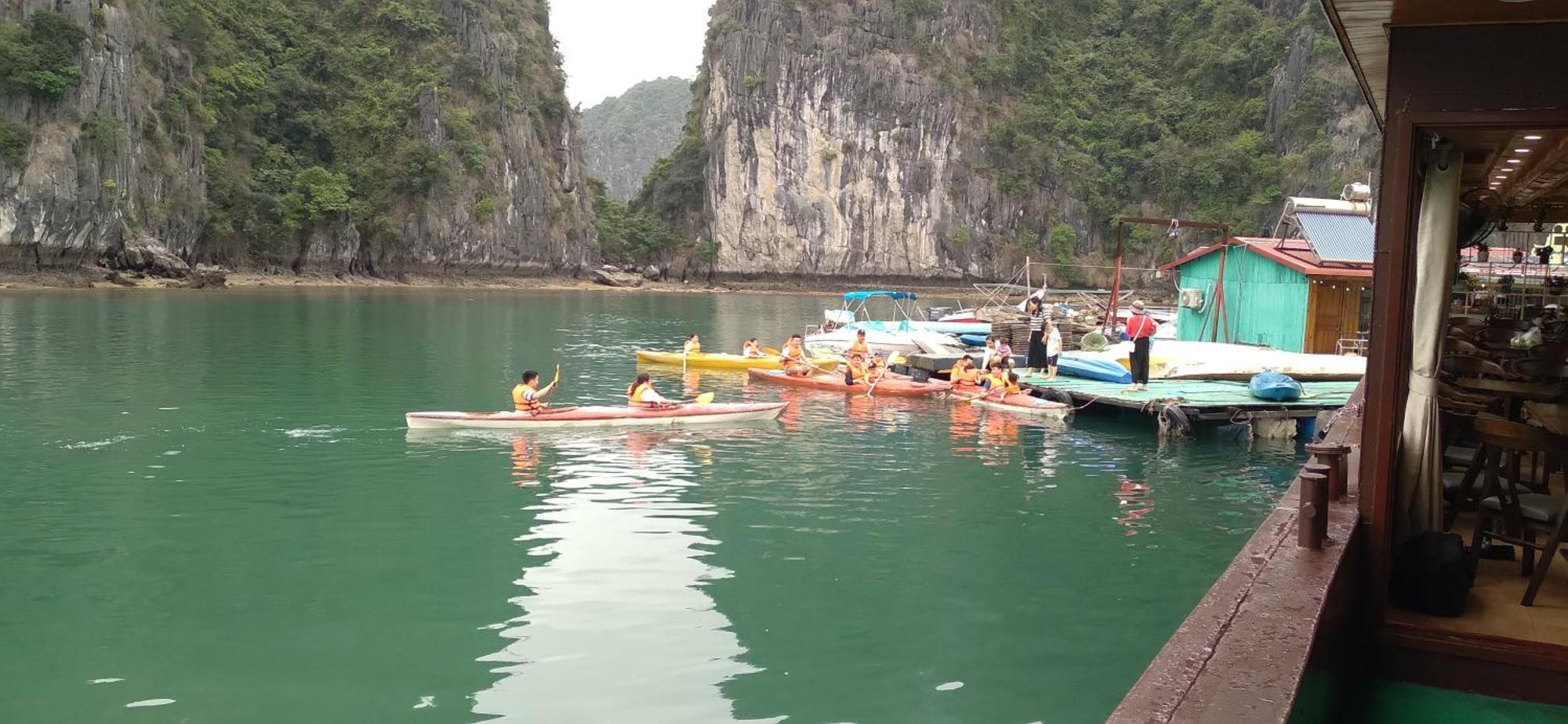 Cat Ba Victory Hostel Dong Khe Sau Luaran gambar