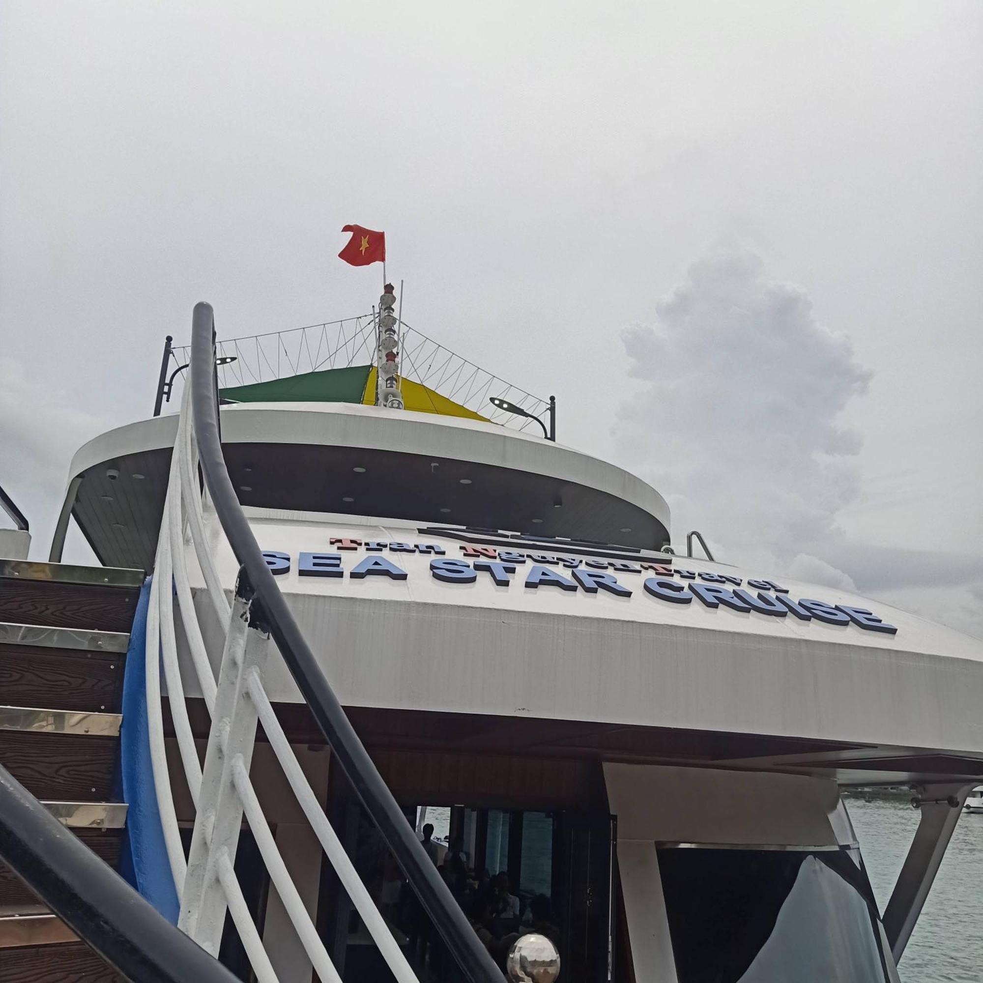Cat Ba Victory Hostel Dong Khe Sau Luaran gambar